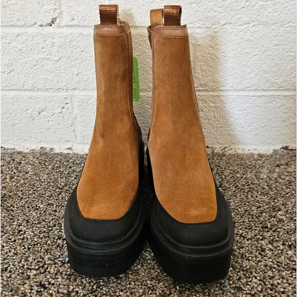 Sam Edelman Lulia Tan Suede Platform Lug Sole Chelsea Boots Size 8 - Picture 3 of 9